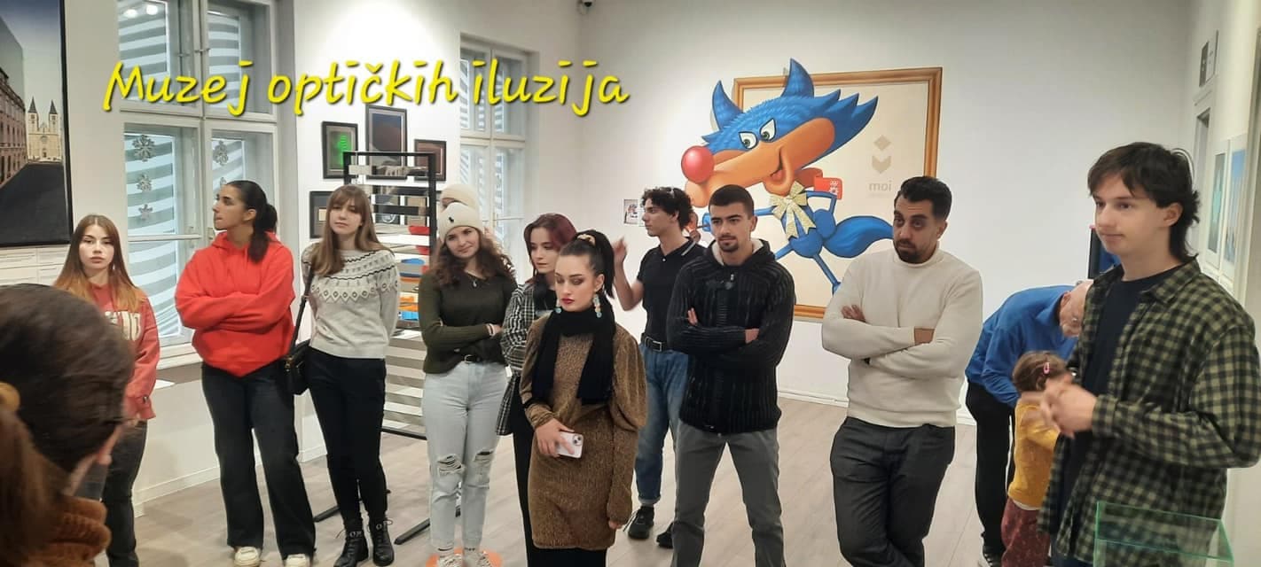 Rotary stipendisti posjetili Muzej optičkih iluzija - pregled slike 2