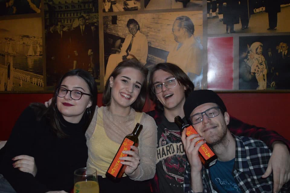 EX-YU night - prvi Interact party - pregled slike 4